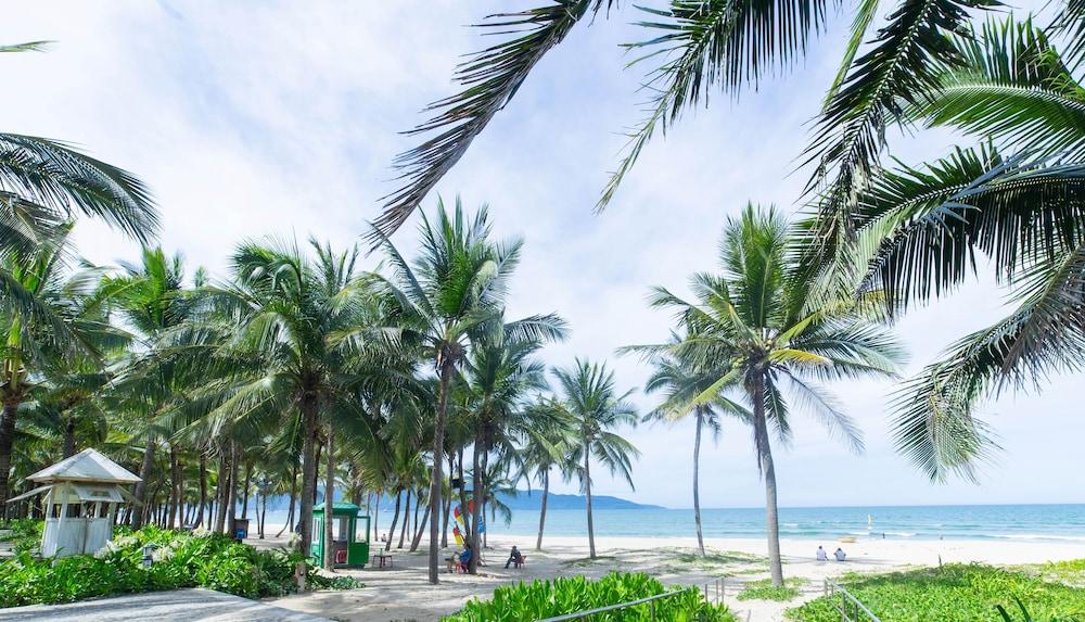 Gold Coast Da Nang Hotel Exterior photo